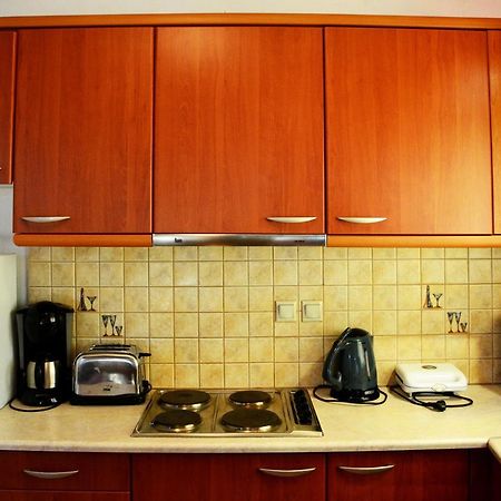 Plakalona Apartments Exopoli エクステリア 写真