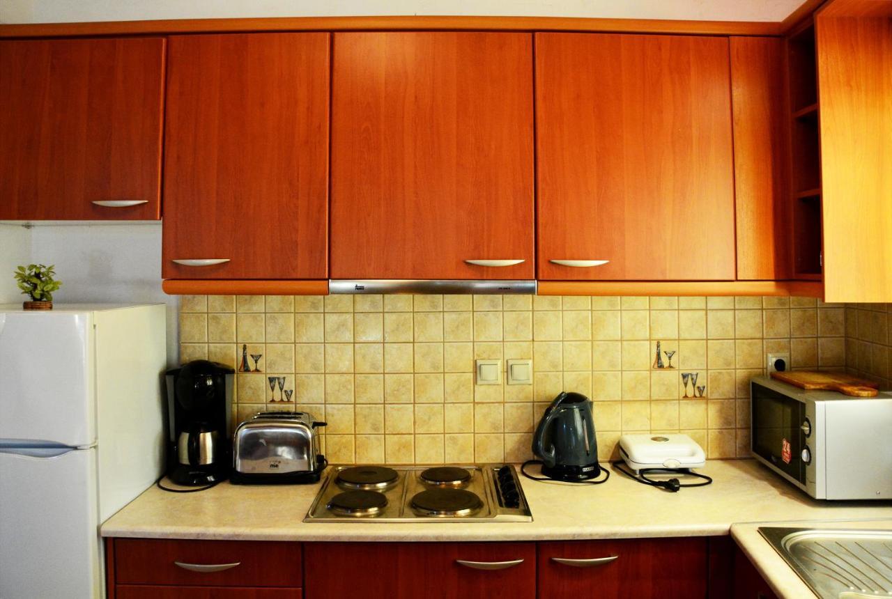 Plakalona Apartments Exopoli エクステリア 写真