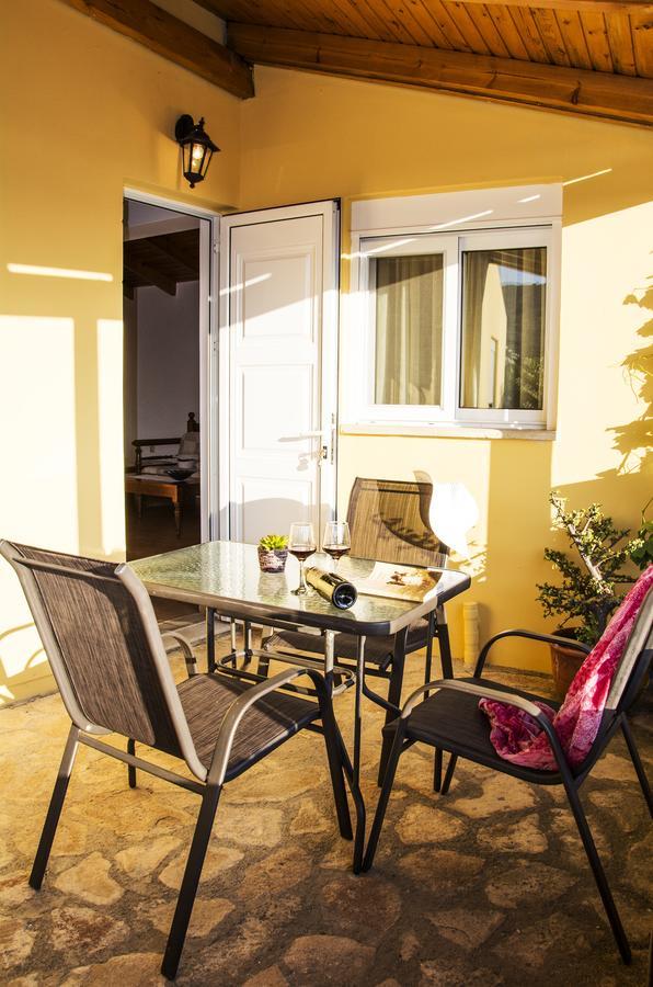 Plakalona Apartments Exopoli エクステリア 写真